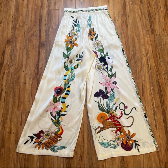 ALÉMAIS Meagan Novelty Printed 100% Silk Pants Size US 2 - Picture 10 of 16